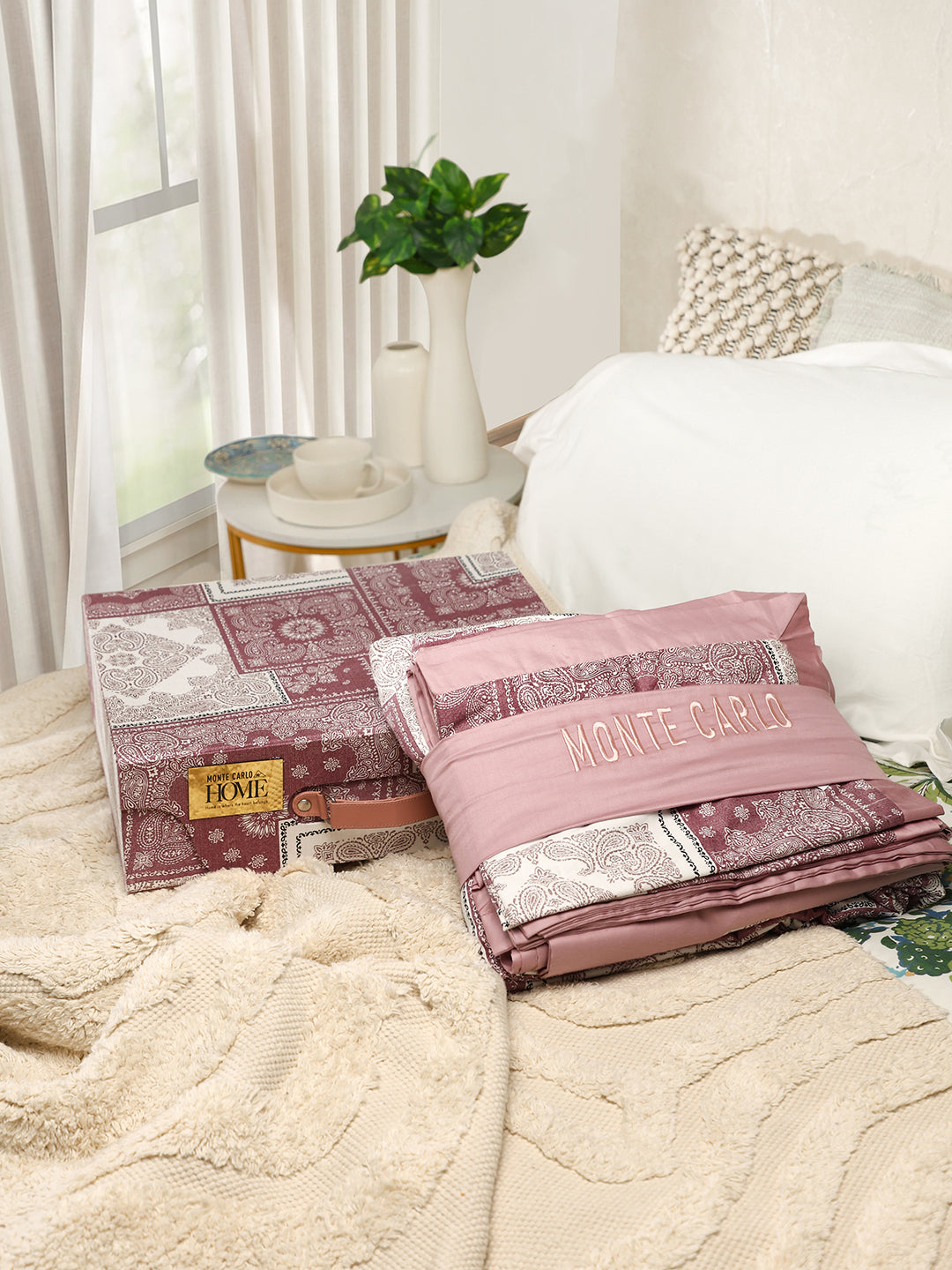 300 TC Cotton King Size Luxury 7 Pc Bedding Set (Heritage)