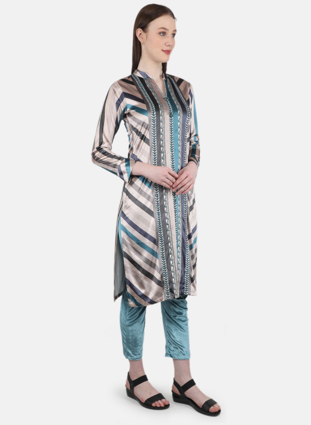 Women Cream Kurti+Lower Set for Winter