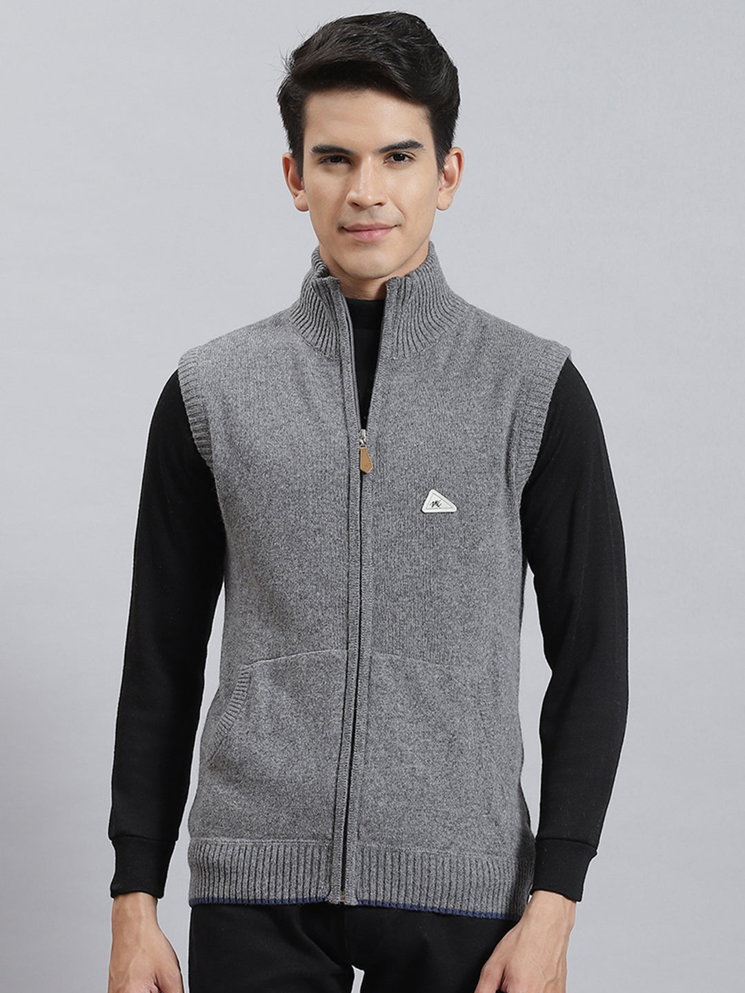 Men Grey Solid Stand Collar Sleeveless Sweaters/Pullovers