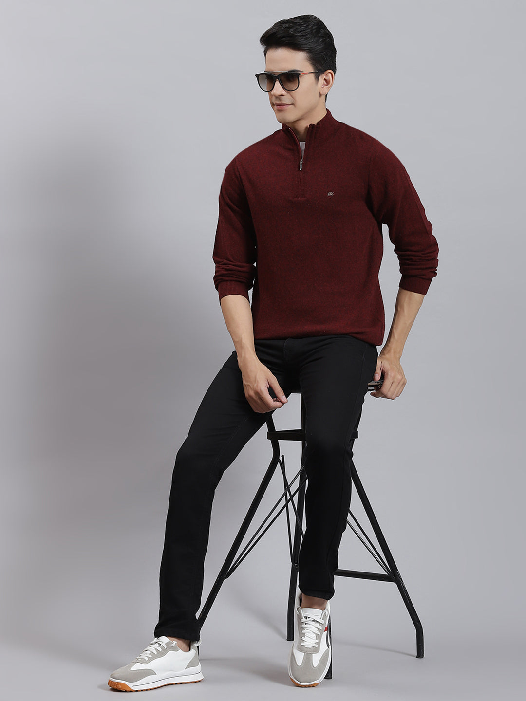 Men Maroon Solid Stand Collar Full Sleeve Sweaters/Pullovers