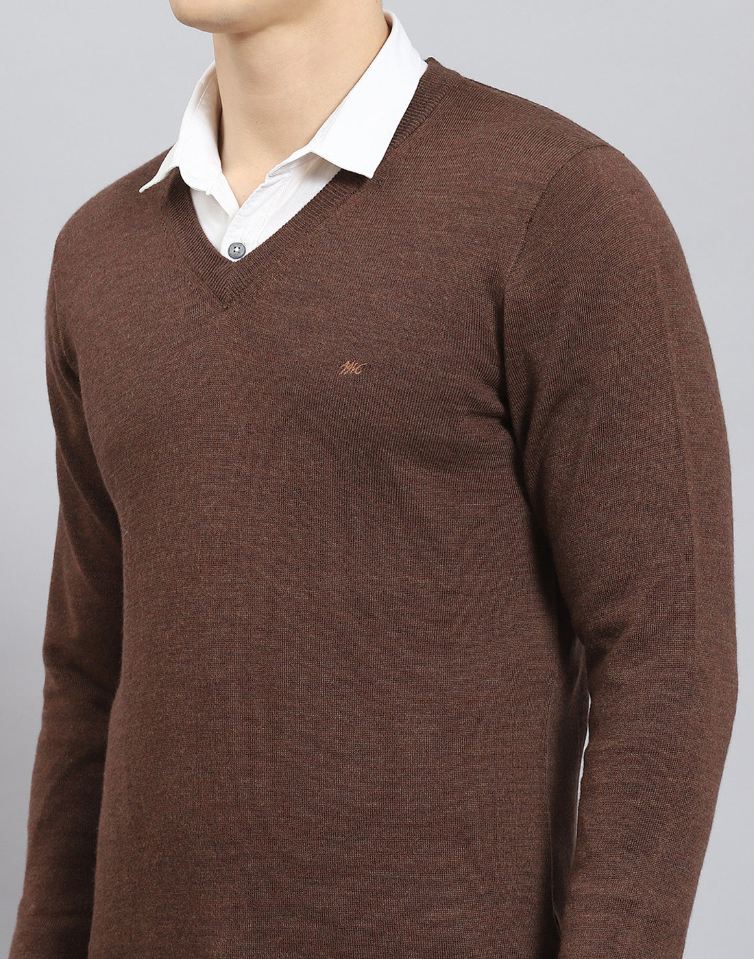 Men Brown Solid V Neck Full Sleeve Sweater