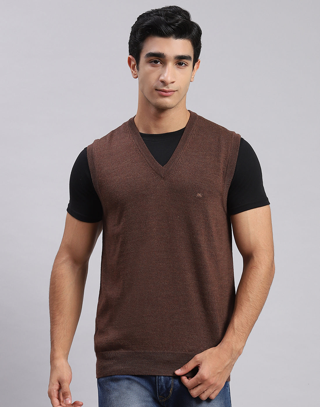 Men Brown Solid V Neck Sleeveless Sweaters/Pullovers