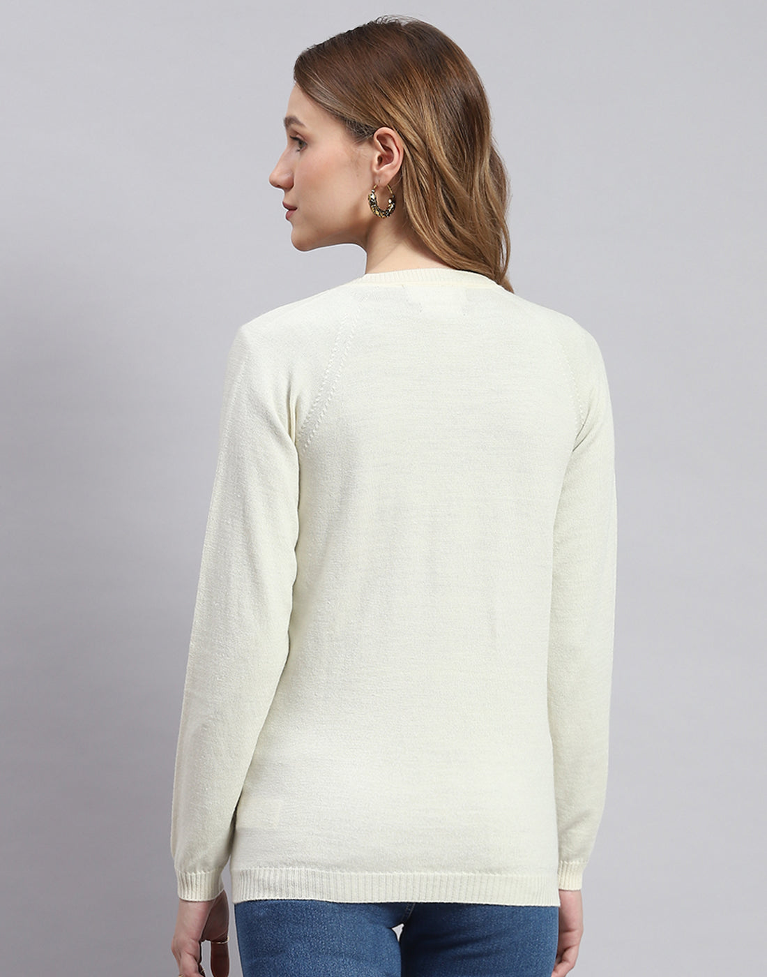 Women Off White Solid V Neck Full Sleeve Cardigans