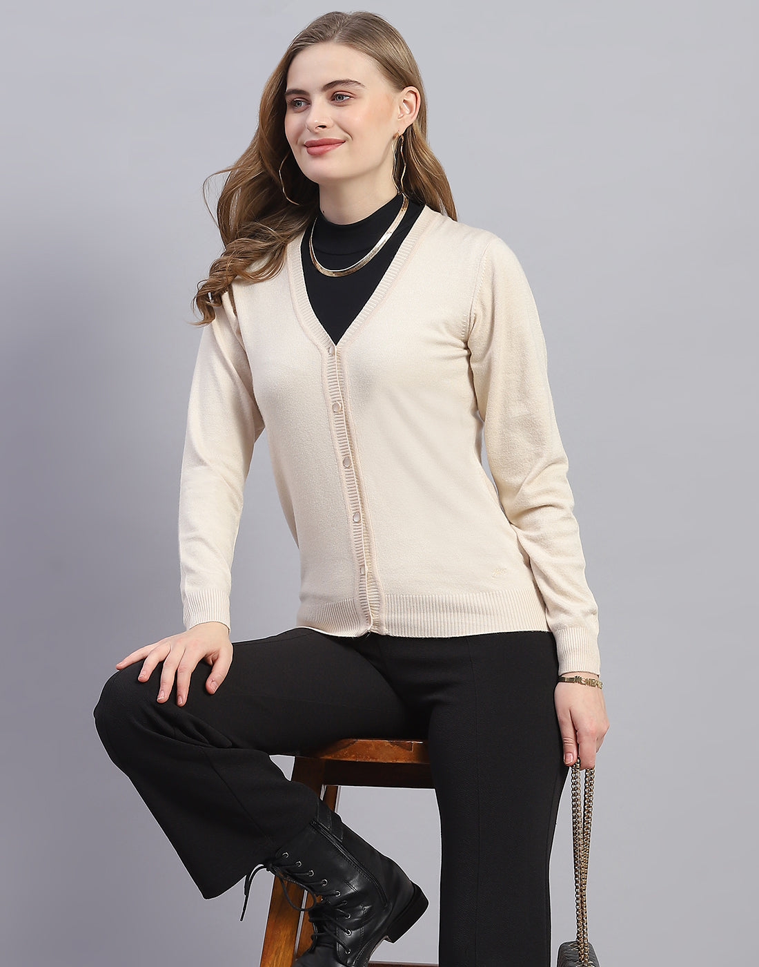 Women Beige Solid V Neck Full Sleeve Cardigan