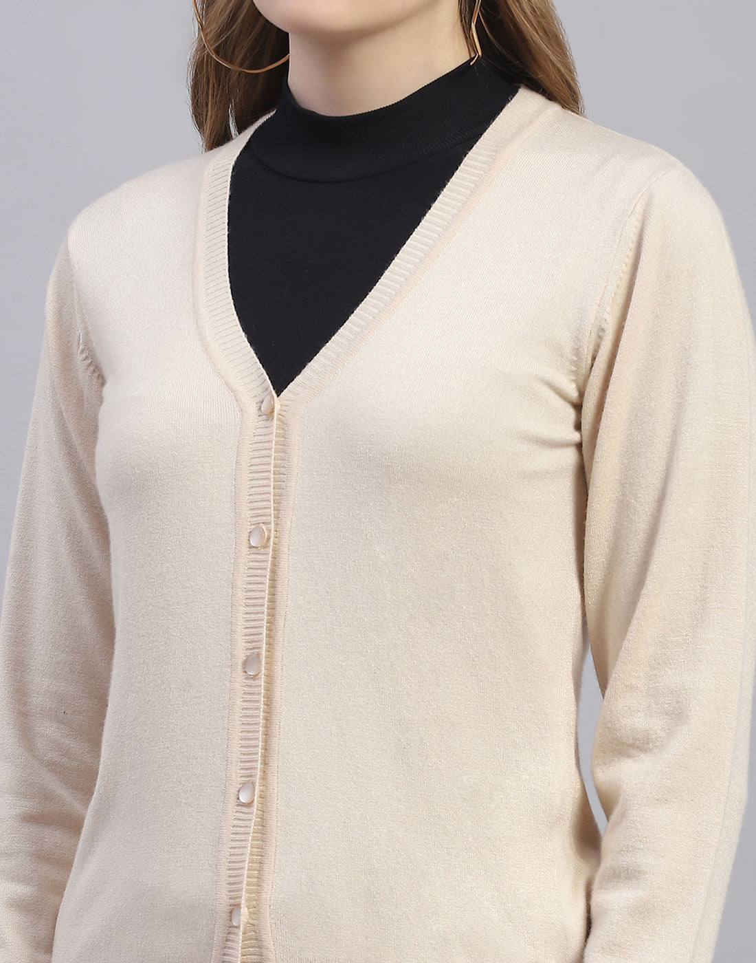 Women Beige Solid V Neck Full Sleeve Cardigan