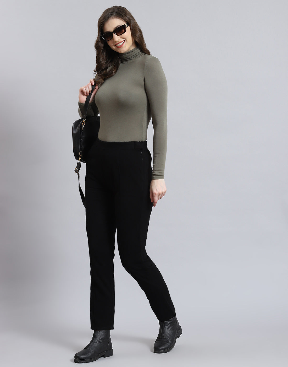 Women Black Self Design Regular Fit Winter Lower