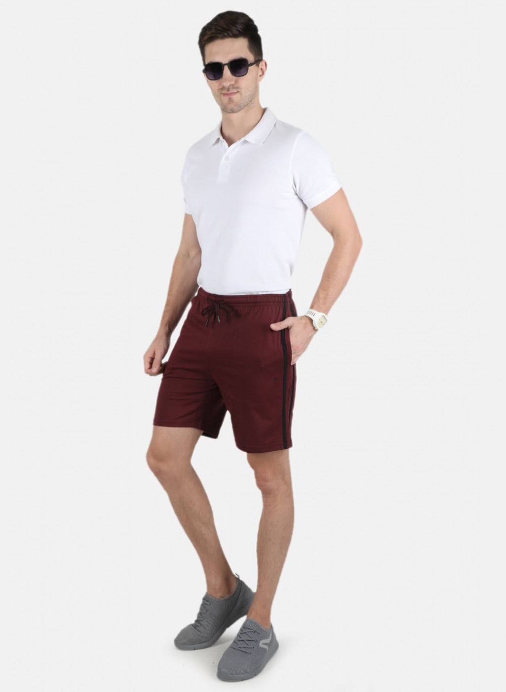 Men Maroon Plain Bermuda