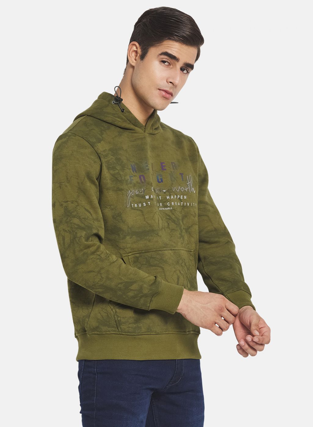 Men Green Printed Sweatshirt