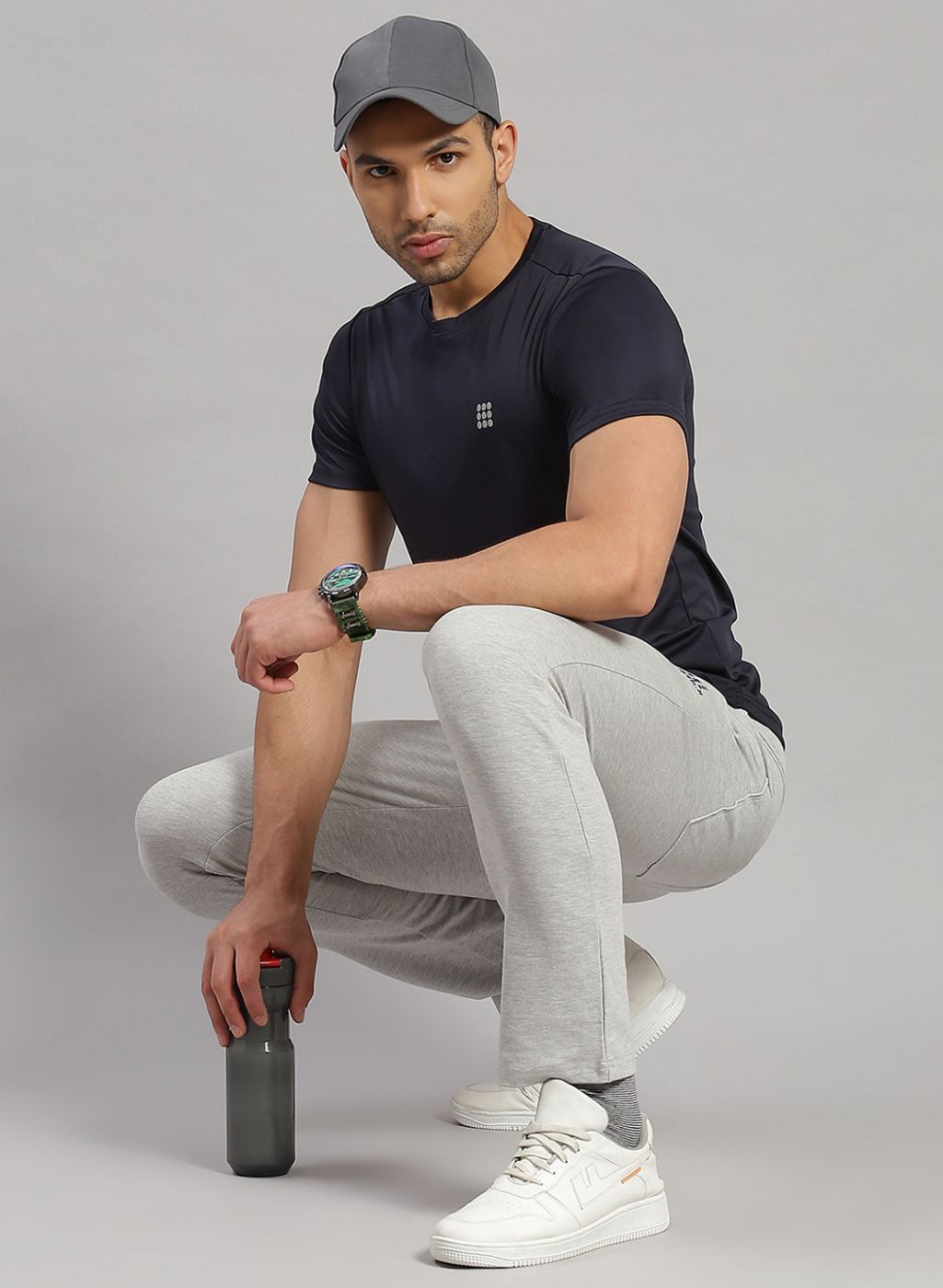 Rock.it Men Navy Blue Solid T-Shirt