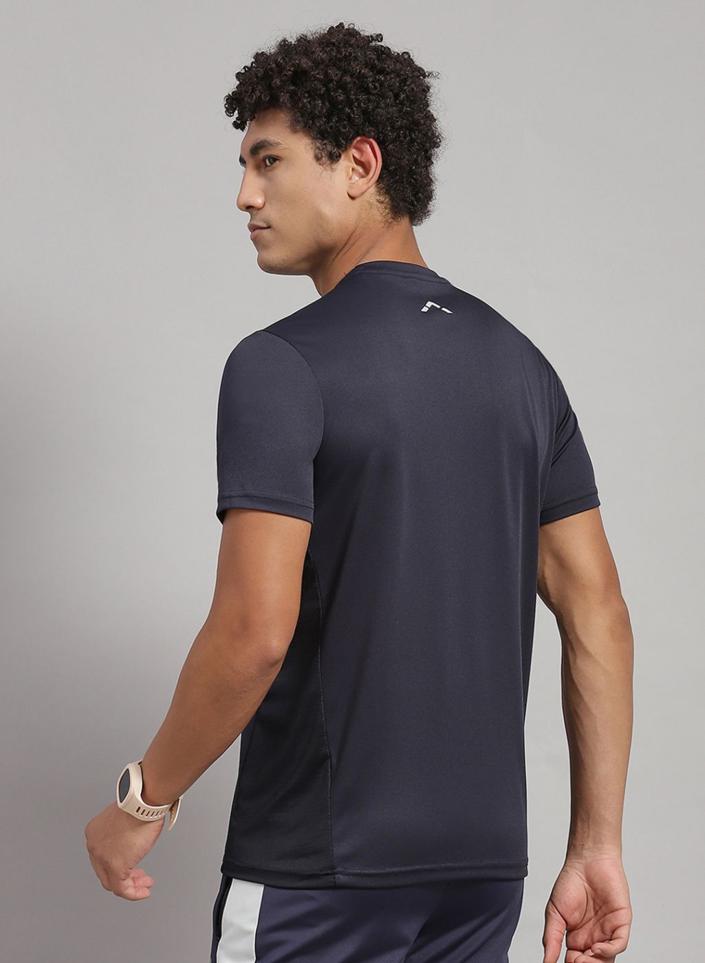 Rock.it Men Navy Blue Solid T-Shirt