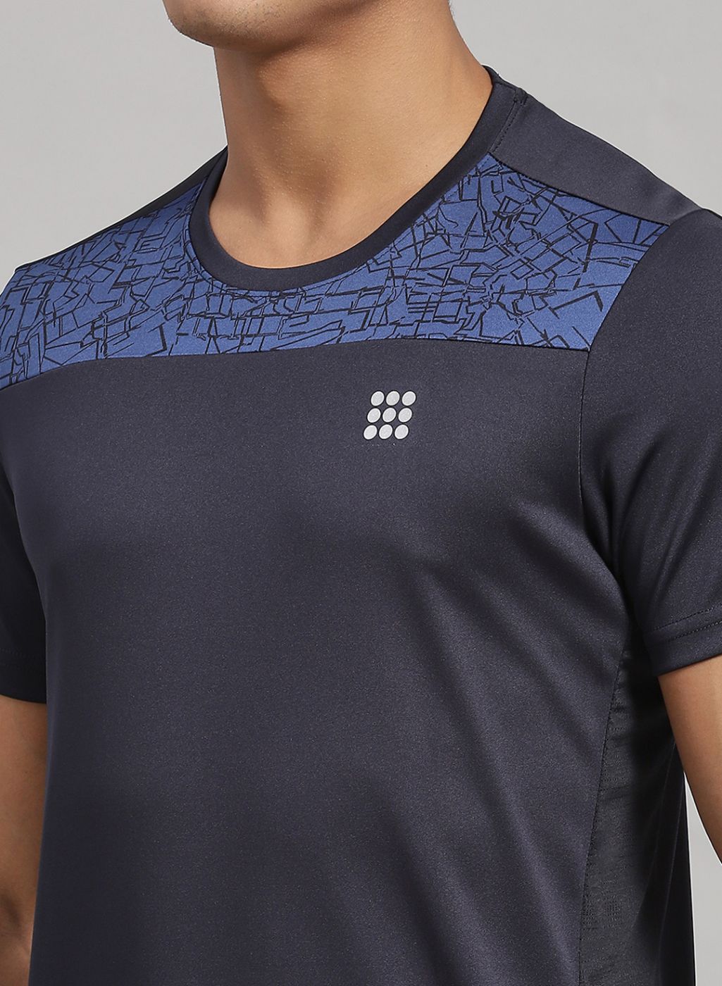 Rock.it Men Navy Blue Solid T-Shirt