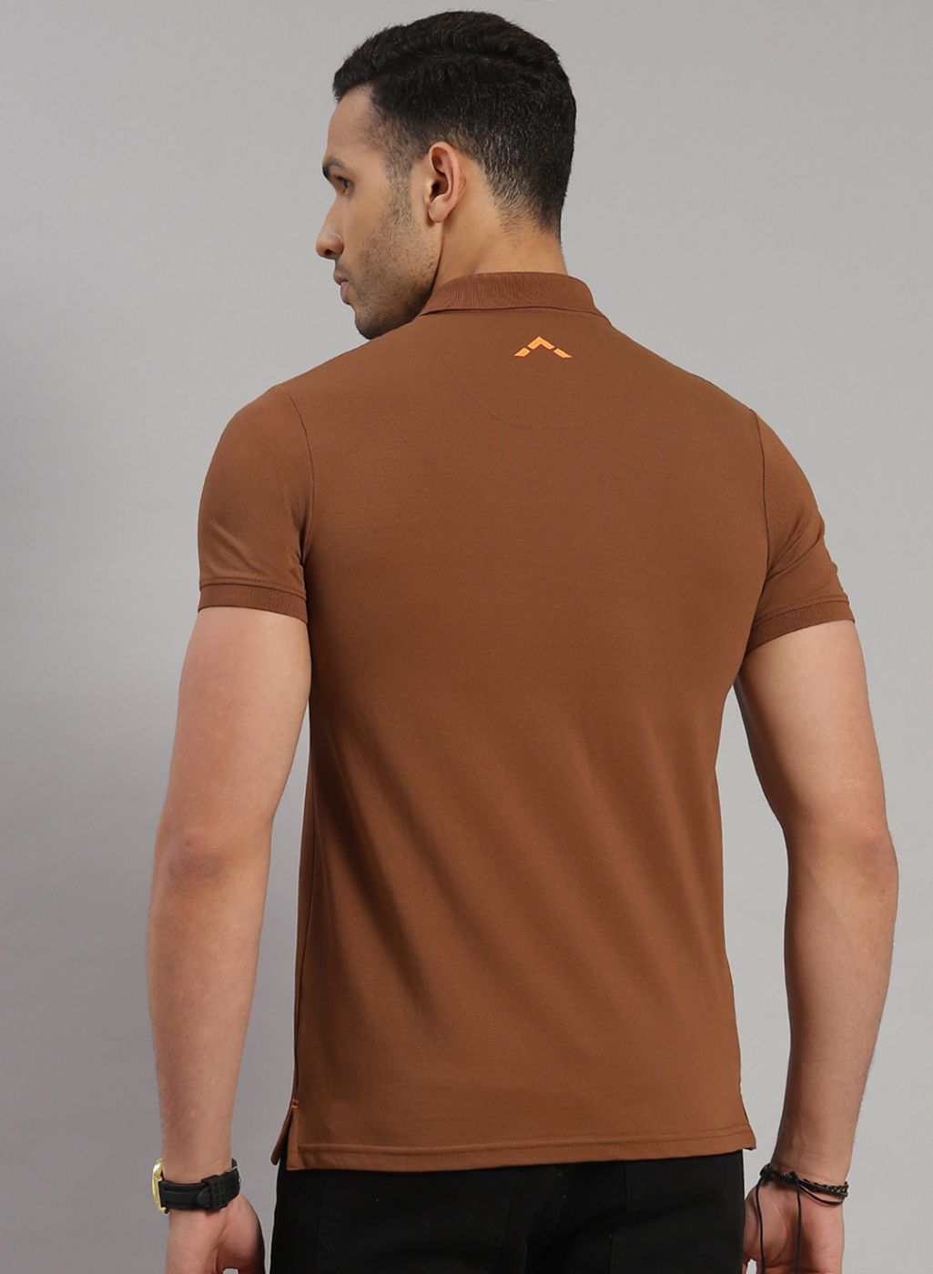 Rock.it Men Brown Solid T-Shirt