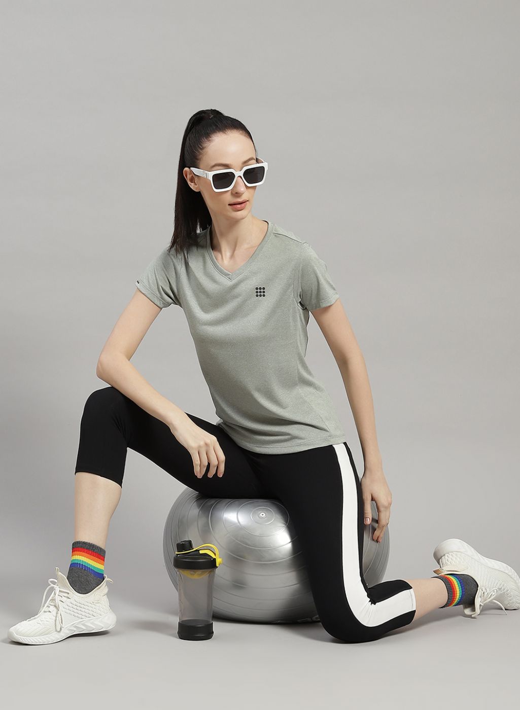 Rock.it Women Grey Solid Top