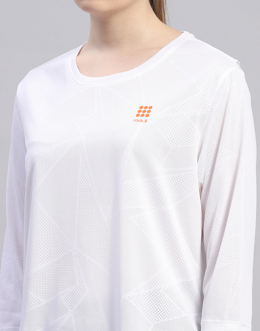 Rock.it Women White Solid Round Neck Half Sleeve Top