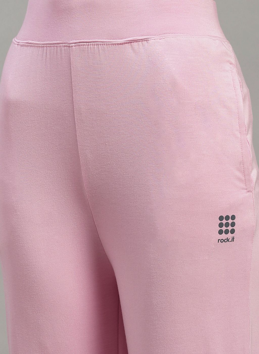 Rock.it Women Pink Solid Trackpants