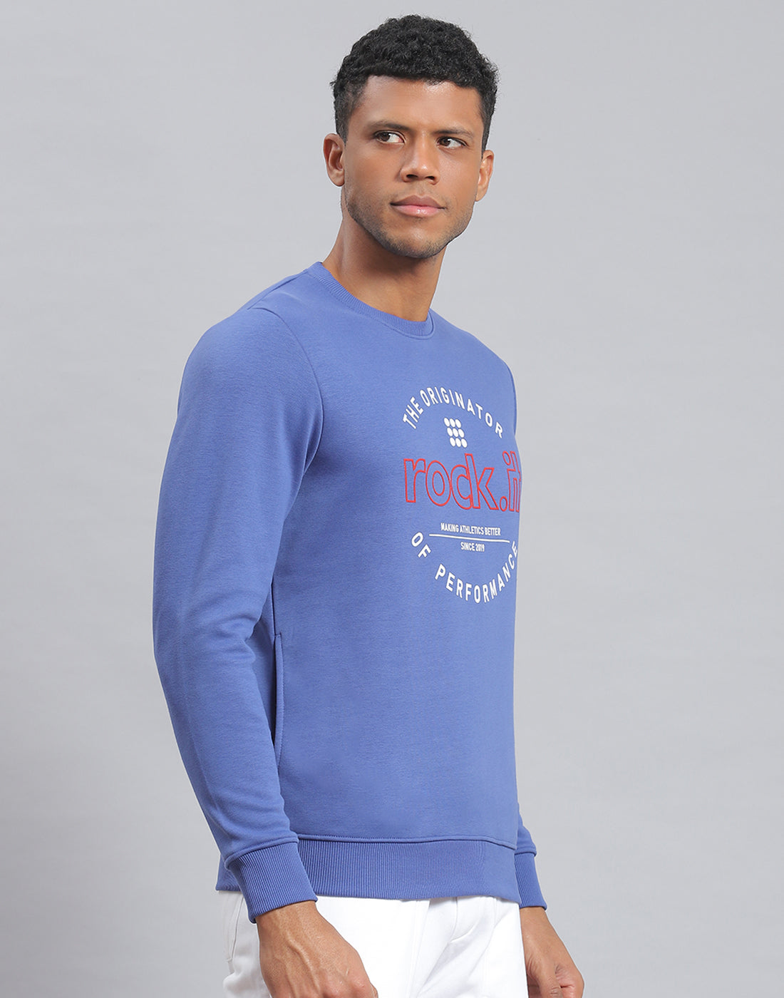 Rock.it Men Blue Solid Round Neck Full Sleeve Sweatshirt