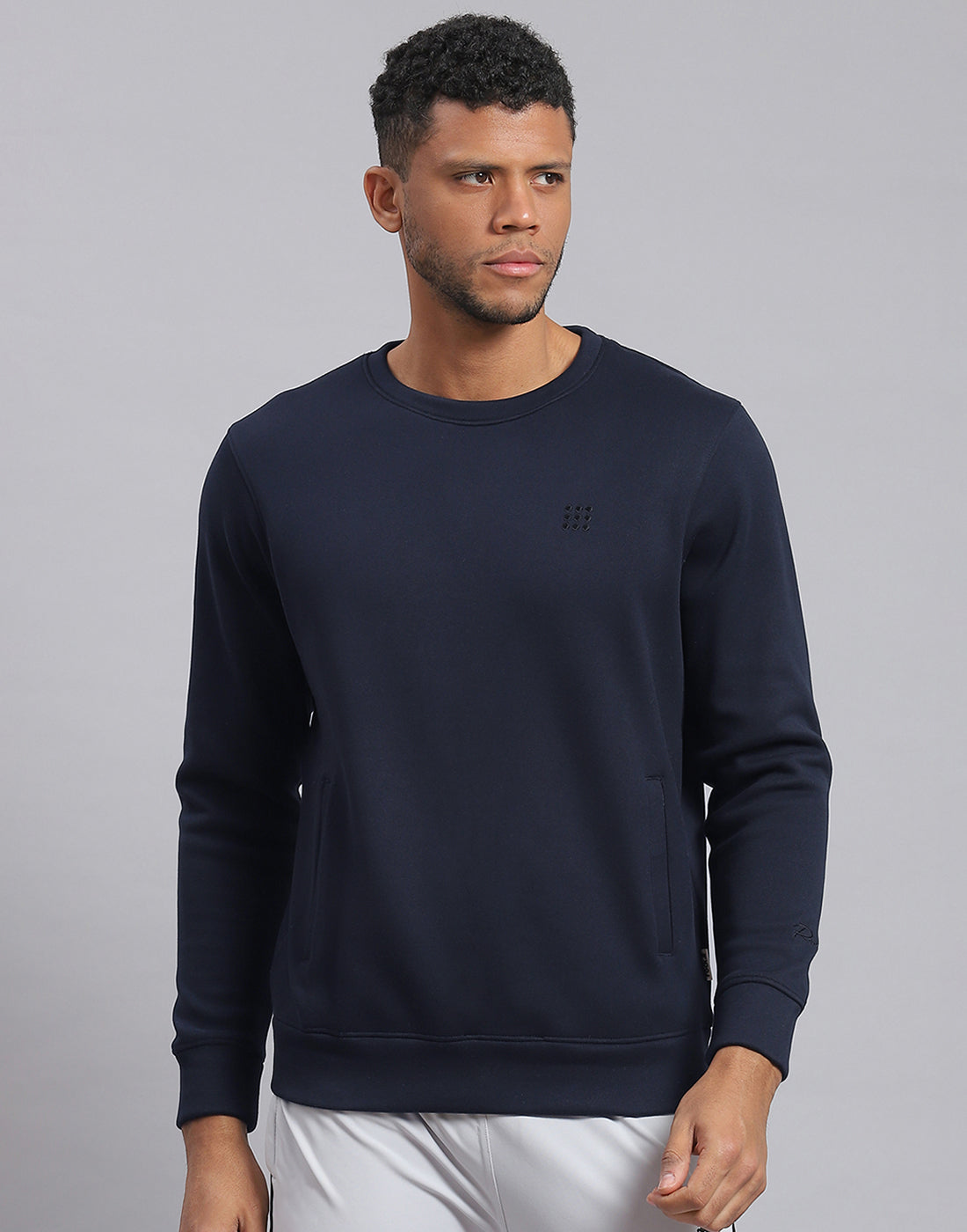 Rock.it Men Navy Blue Solid Round Neck Full Sleeve Sweatshirt
