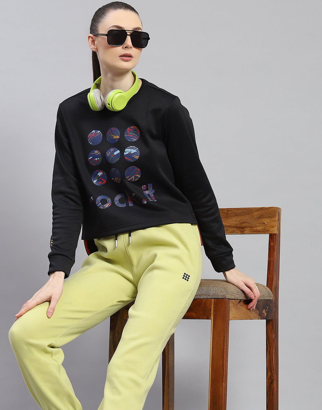 Rock.it Women Black Printed Round Neck Full Sleeve Sweatshirt