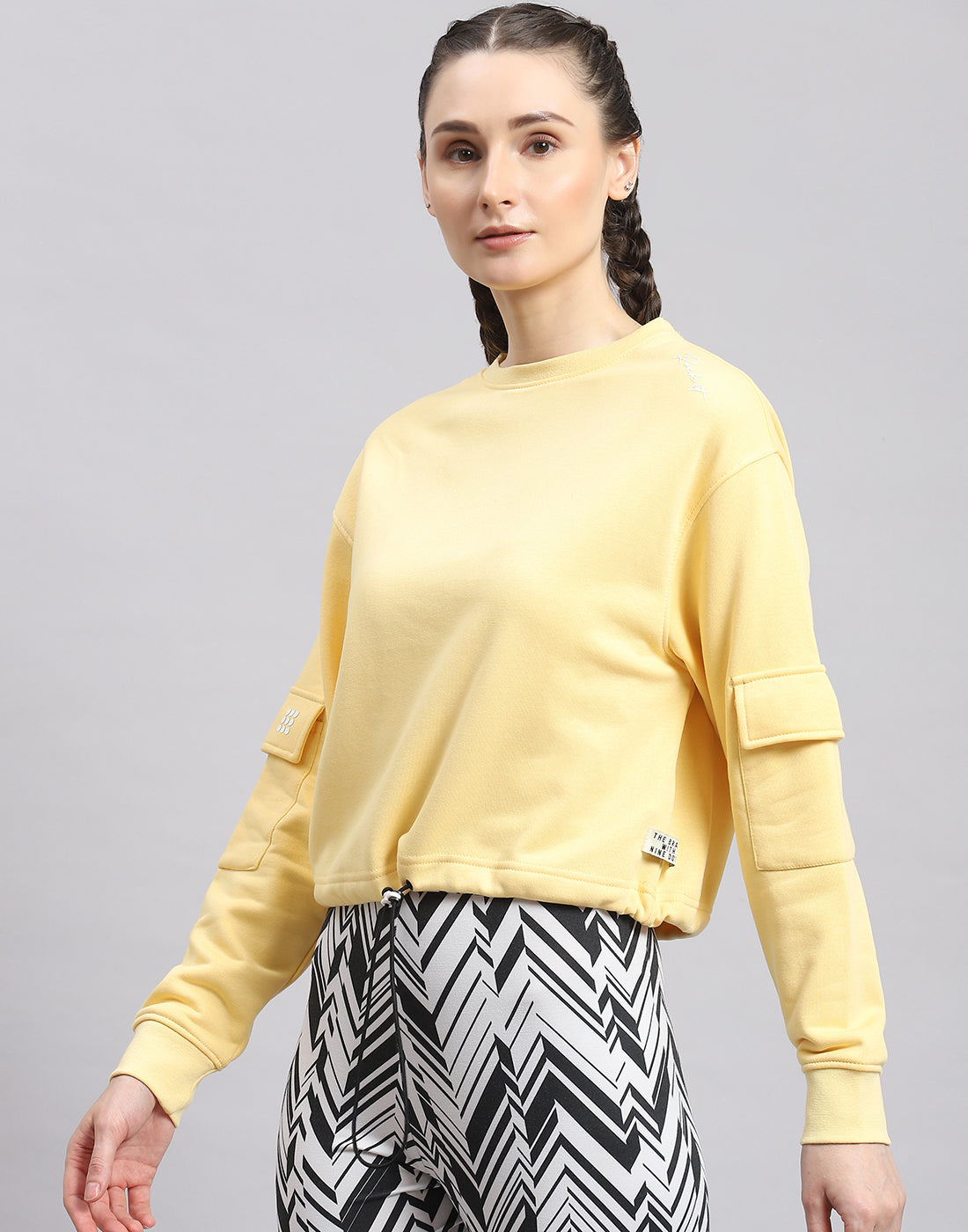 Rock.it Women Yellow Solid Round Neck Full Sleeve Sweatshirt