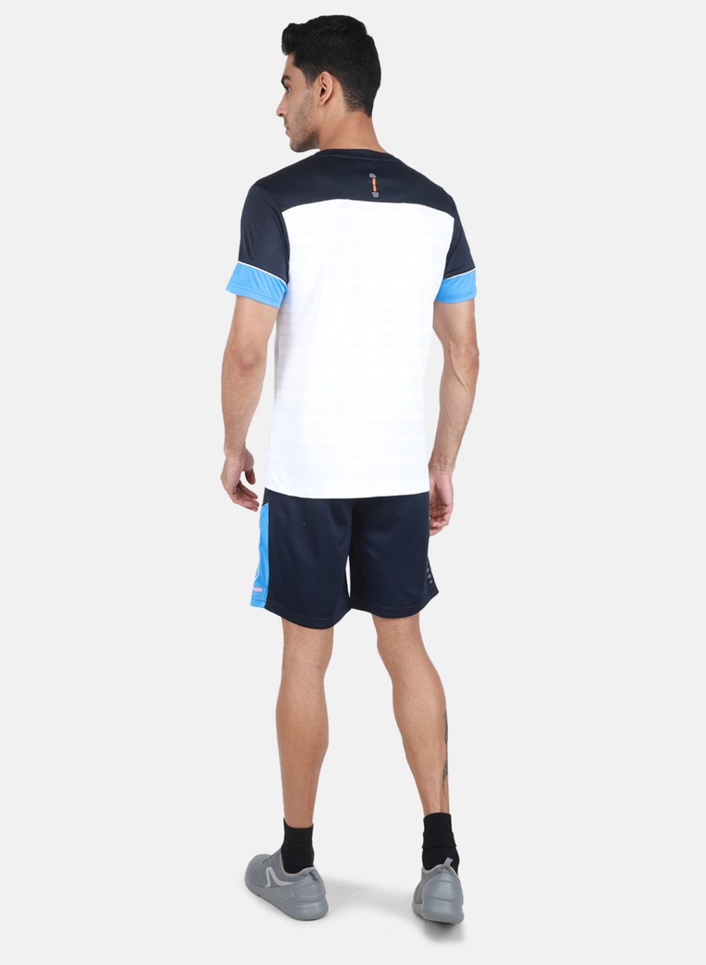 Men White & NAvy Blue Solid Bermuda Set