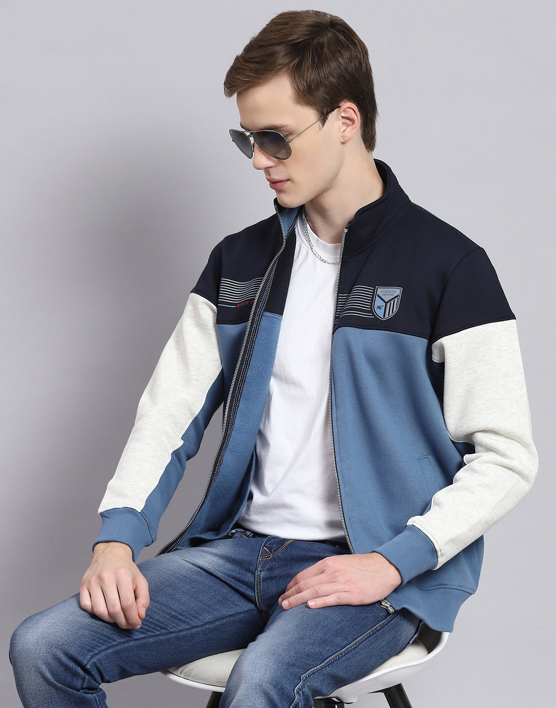 Men Blue Solid Stand Collar Full Sleeve Sweatshirt