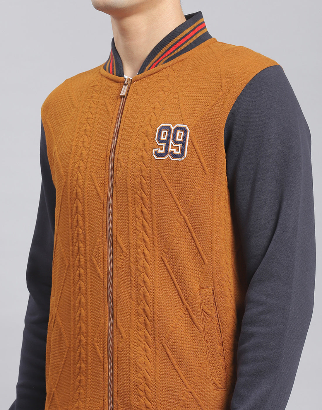 Men Brown Solid Mandarin Collar Full Sleeve Sweatshirt