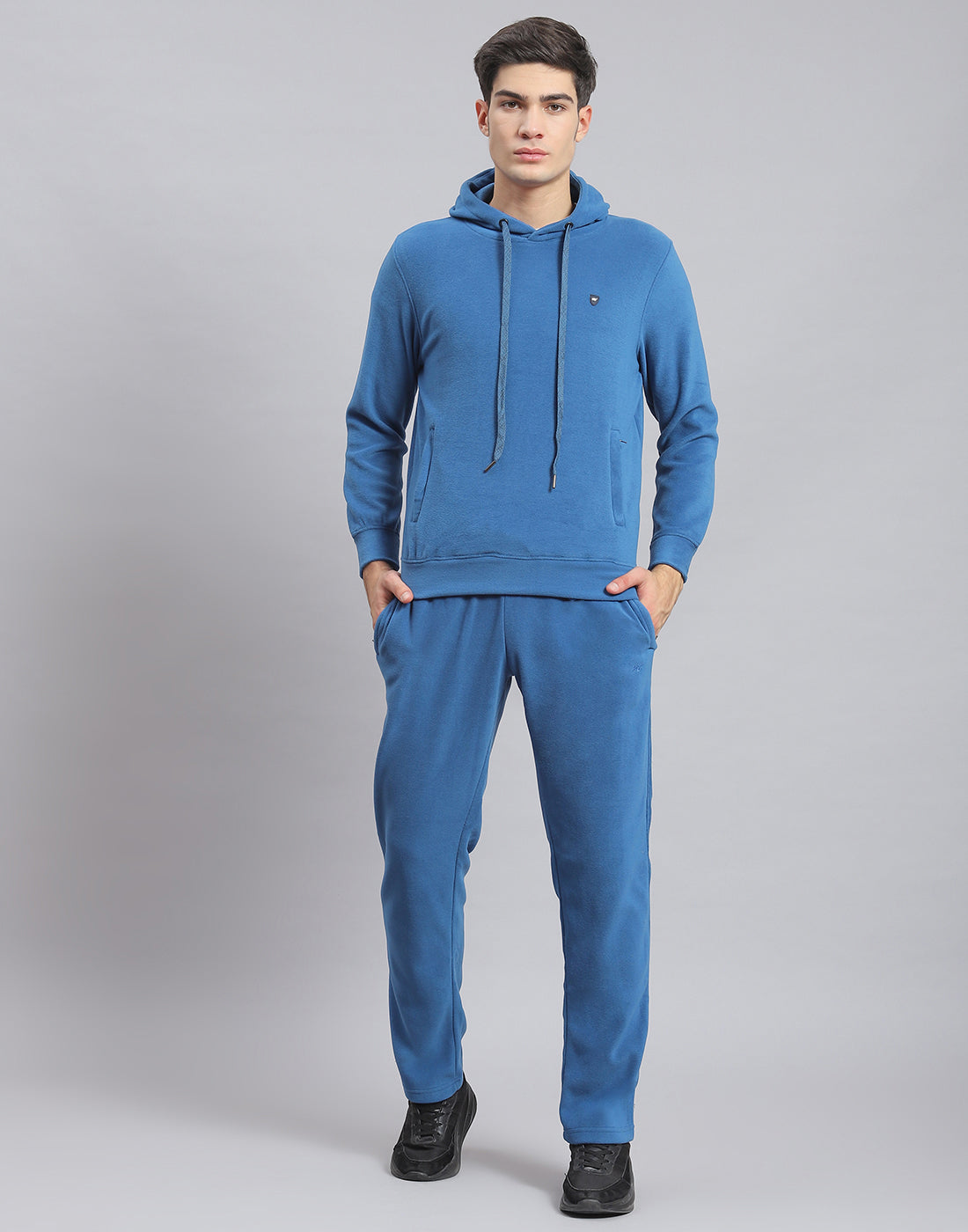 Men Blue Solid Hooded Full Sleeve Tracksuit
