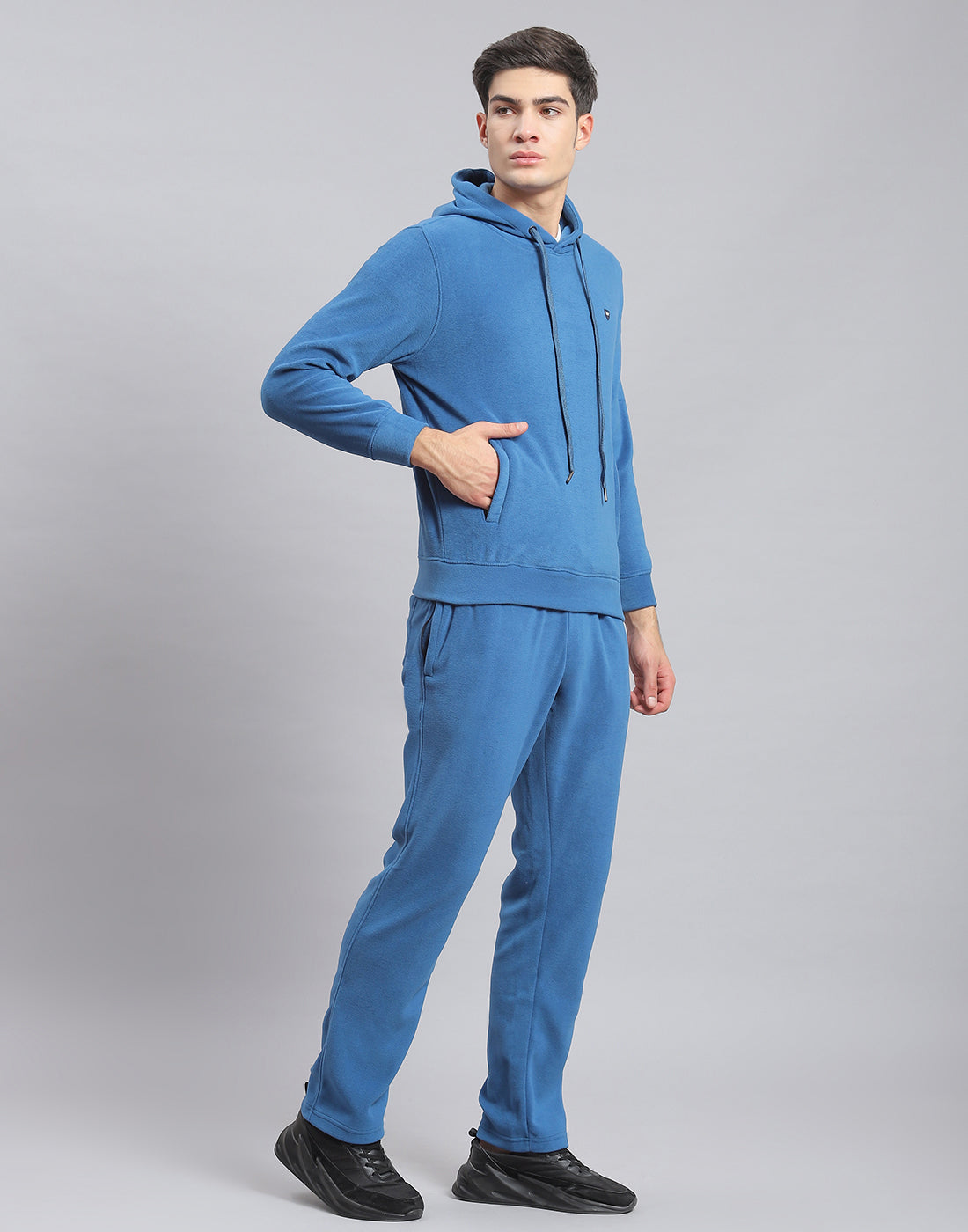 Men Blue Solid Hooded Full Sleeve Tracksuit
