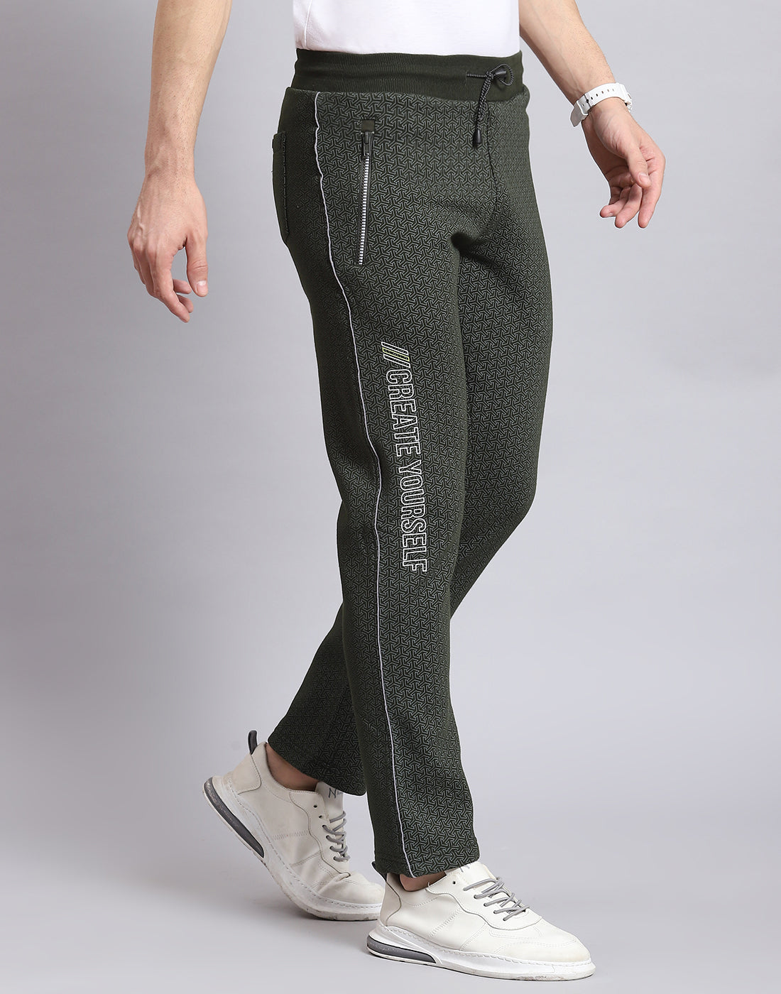 Men Olive Self Design Regular Fit Winter Lower