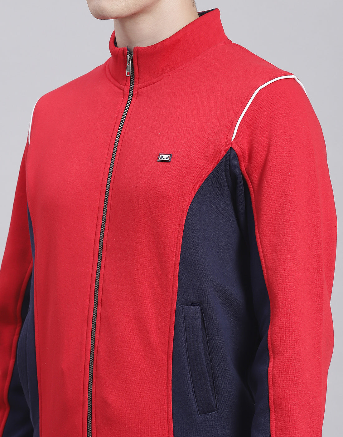 Men Red Solid Stand Collar Full Sleeve Tracksuit