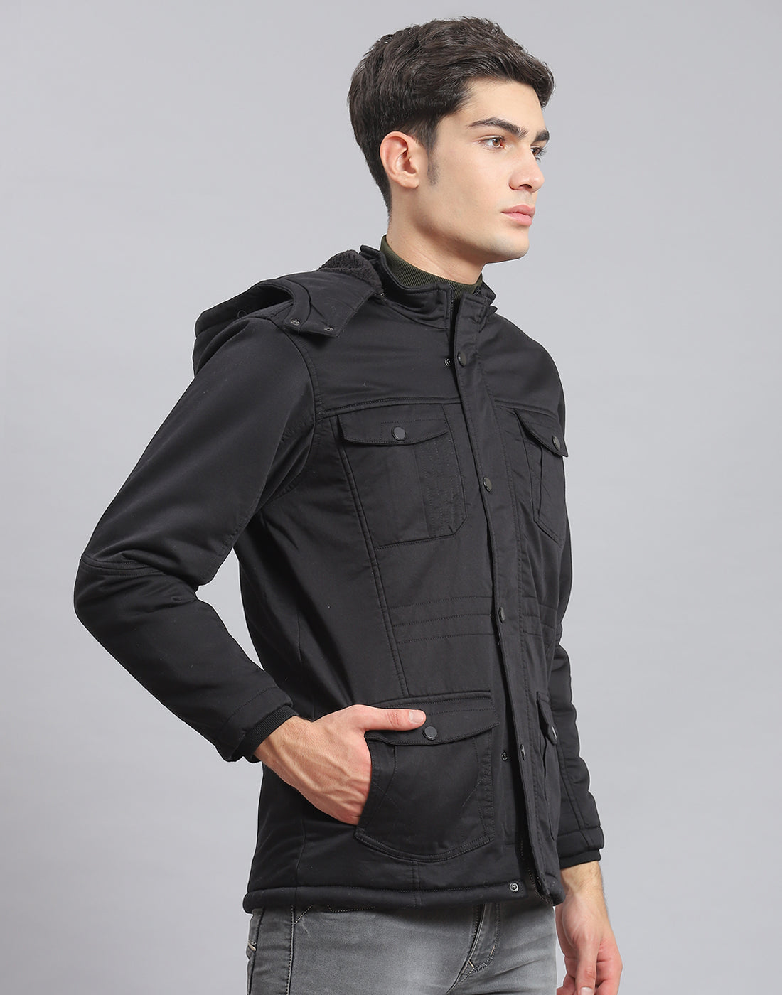 Men Black Solid Hooded Full Sleeve Jacket