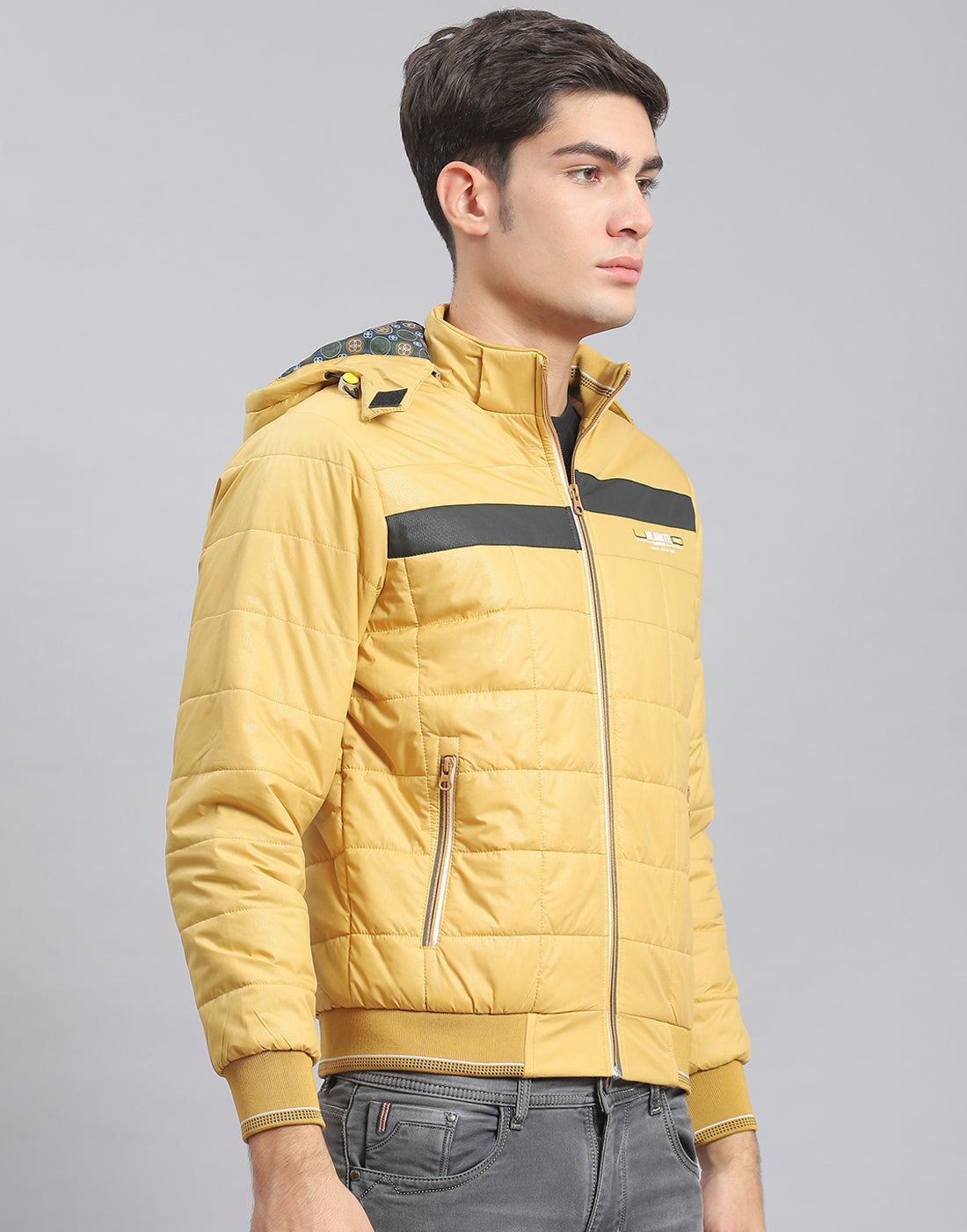 Men Mustard Solid Hooded Full Sleeve Jacket