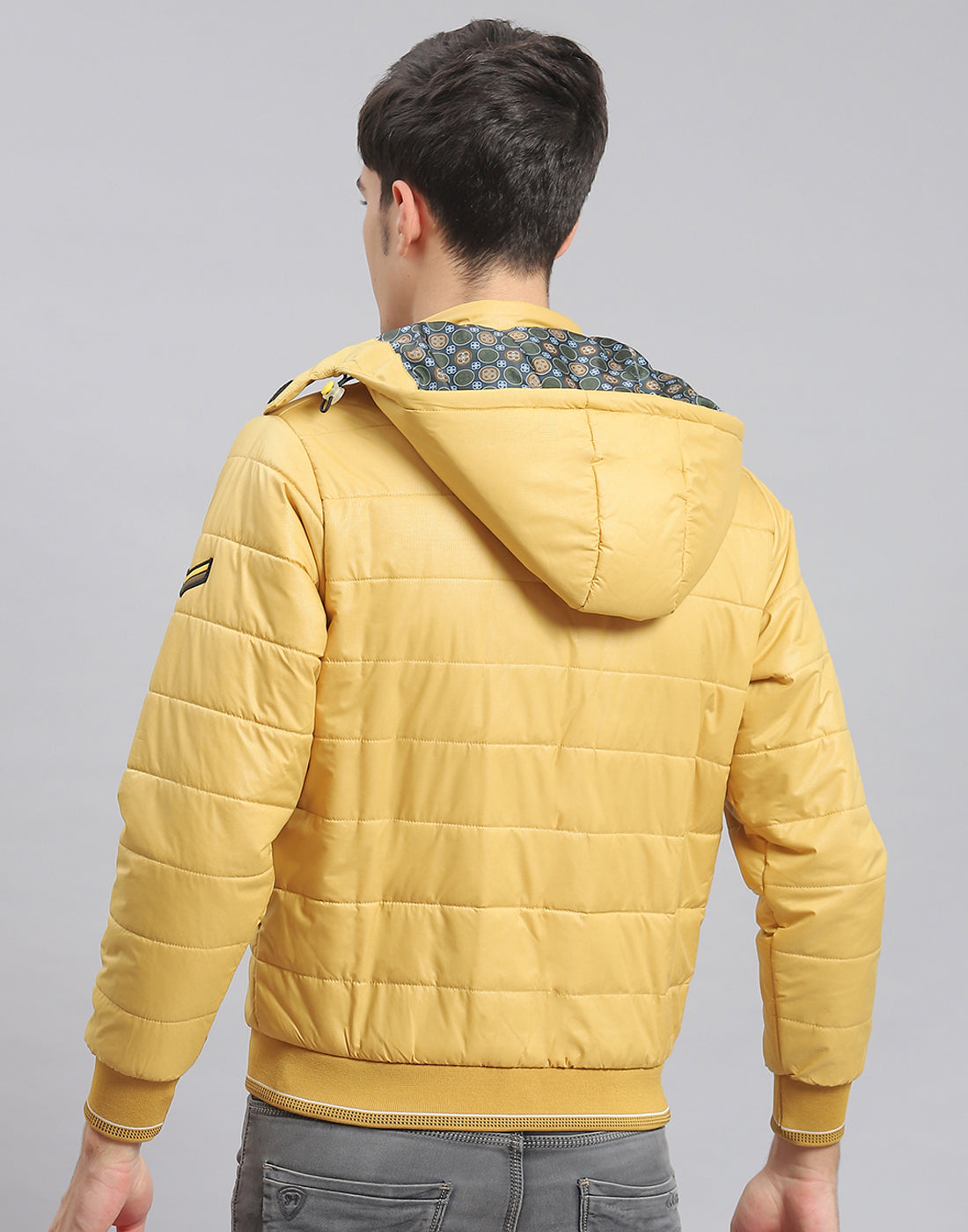 Men Mustard Solid Hooded Full Sleeve Jacket