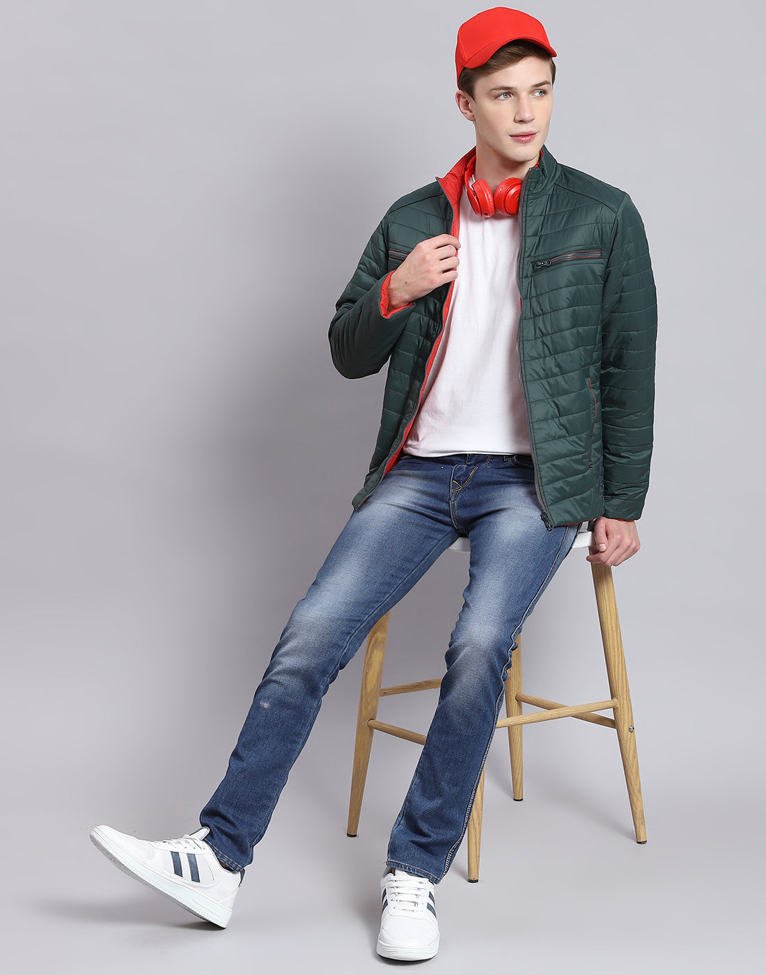 Men Olive Solid Stand Collar Full Sleeve Jacket