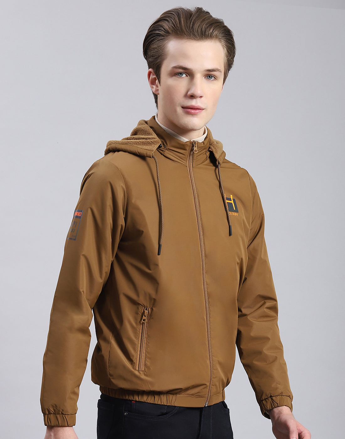 Men Brown Solid Hooded Full Sleeve Jacket