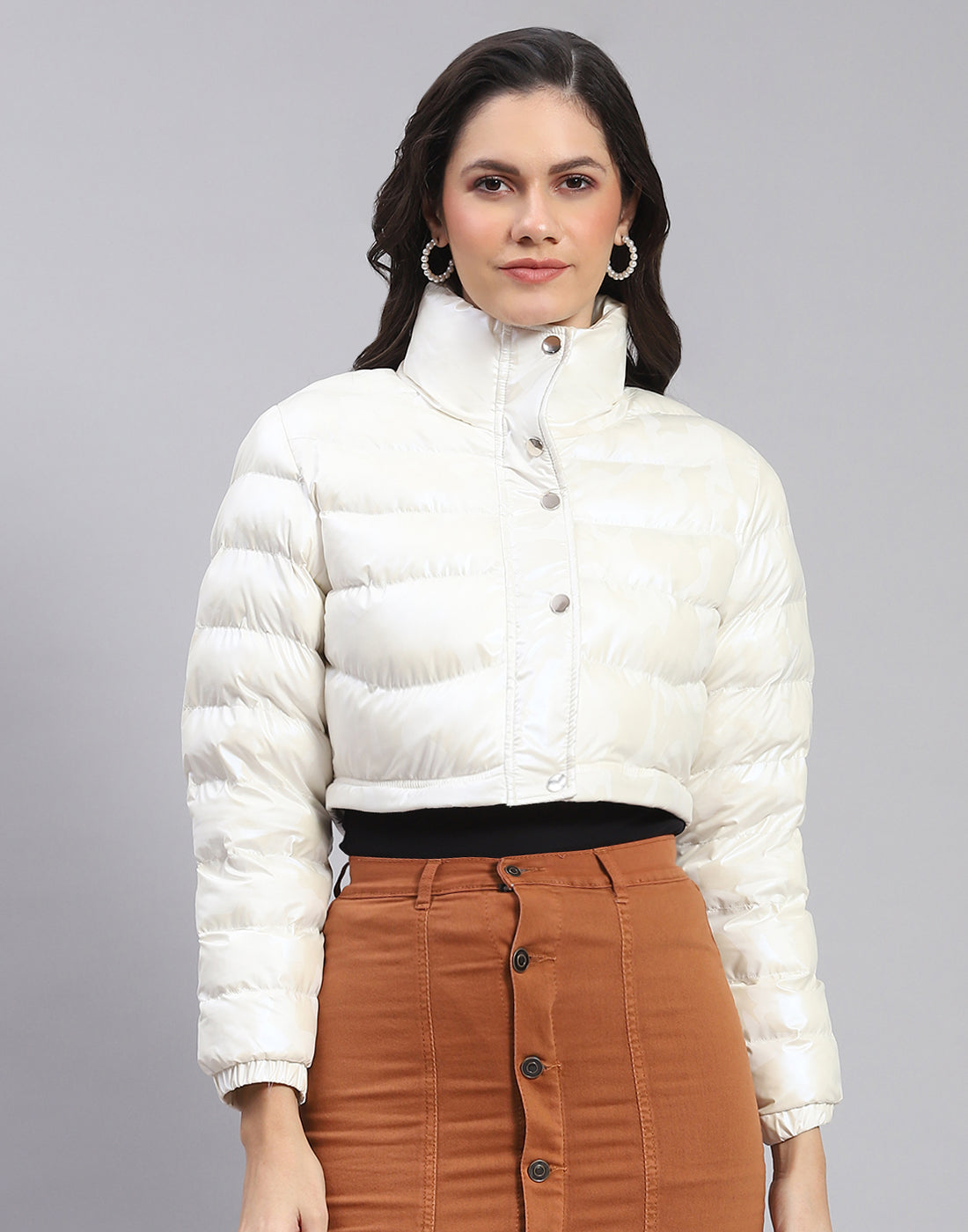 Women Off White Solid Stand Collar Full Sleeve Jacket