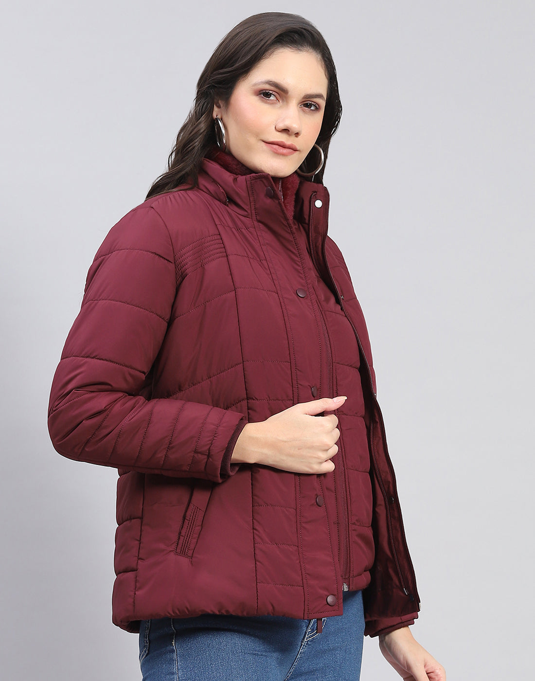 Women Maroon Solid Stand Collar Full Sleeve Jacket
