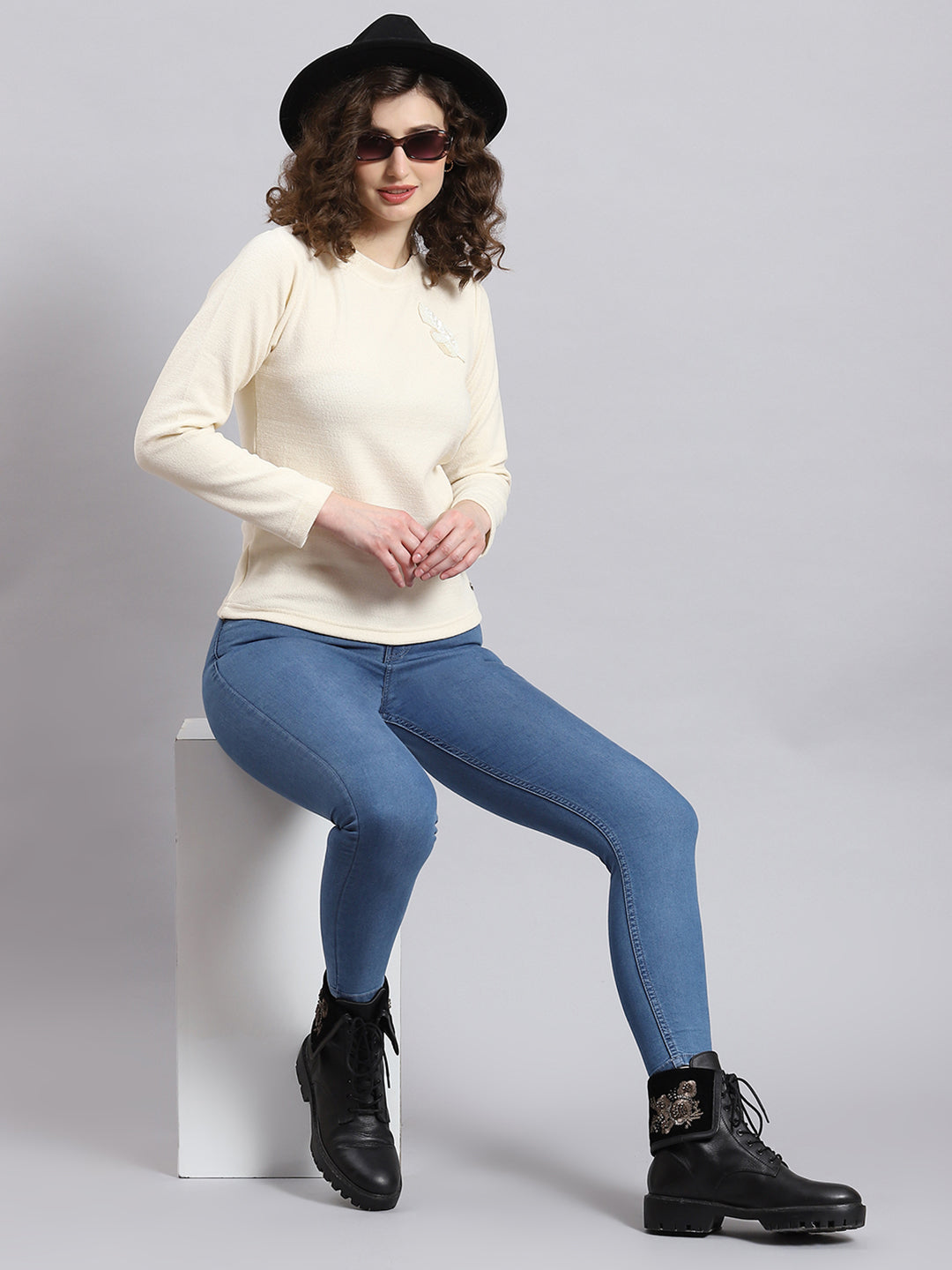 Women Cream Embroidered Round Neck Full Sleeve Sweater