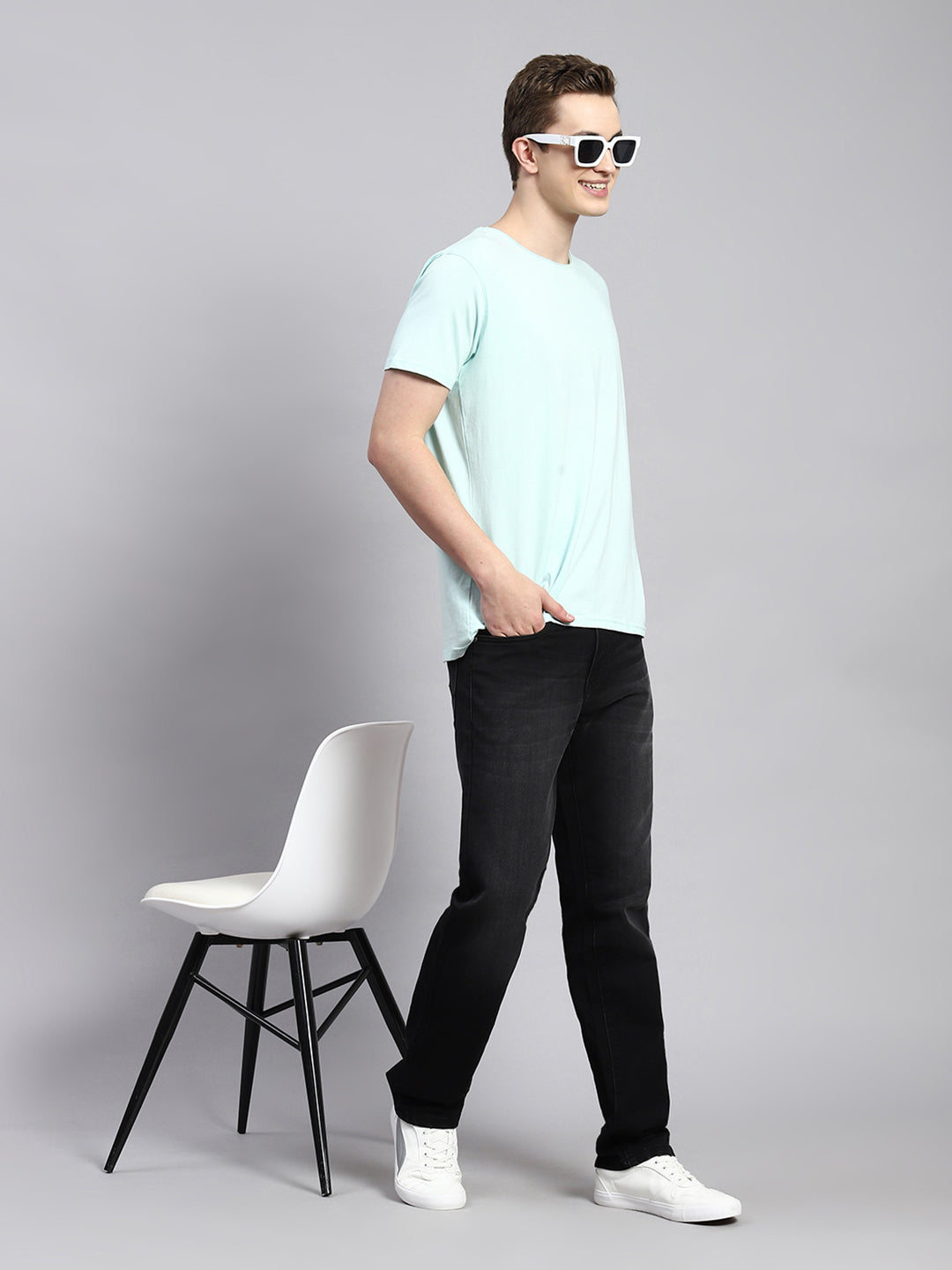 Men Black Regular Fit Denim