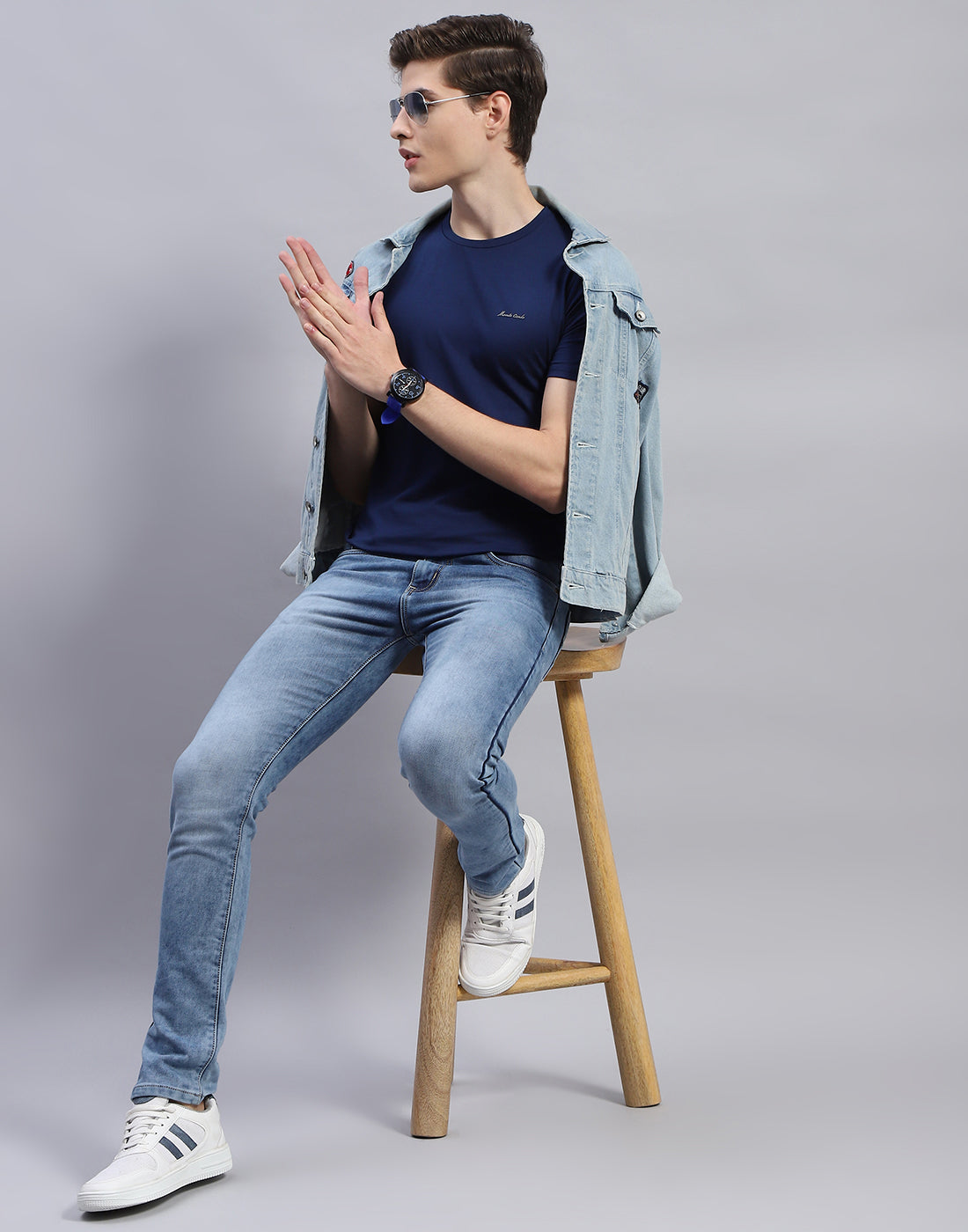 Men Blue Solid Round Neck Half Sleeve T-Shirt