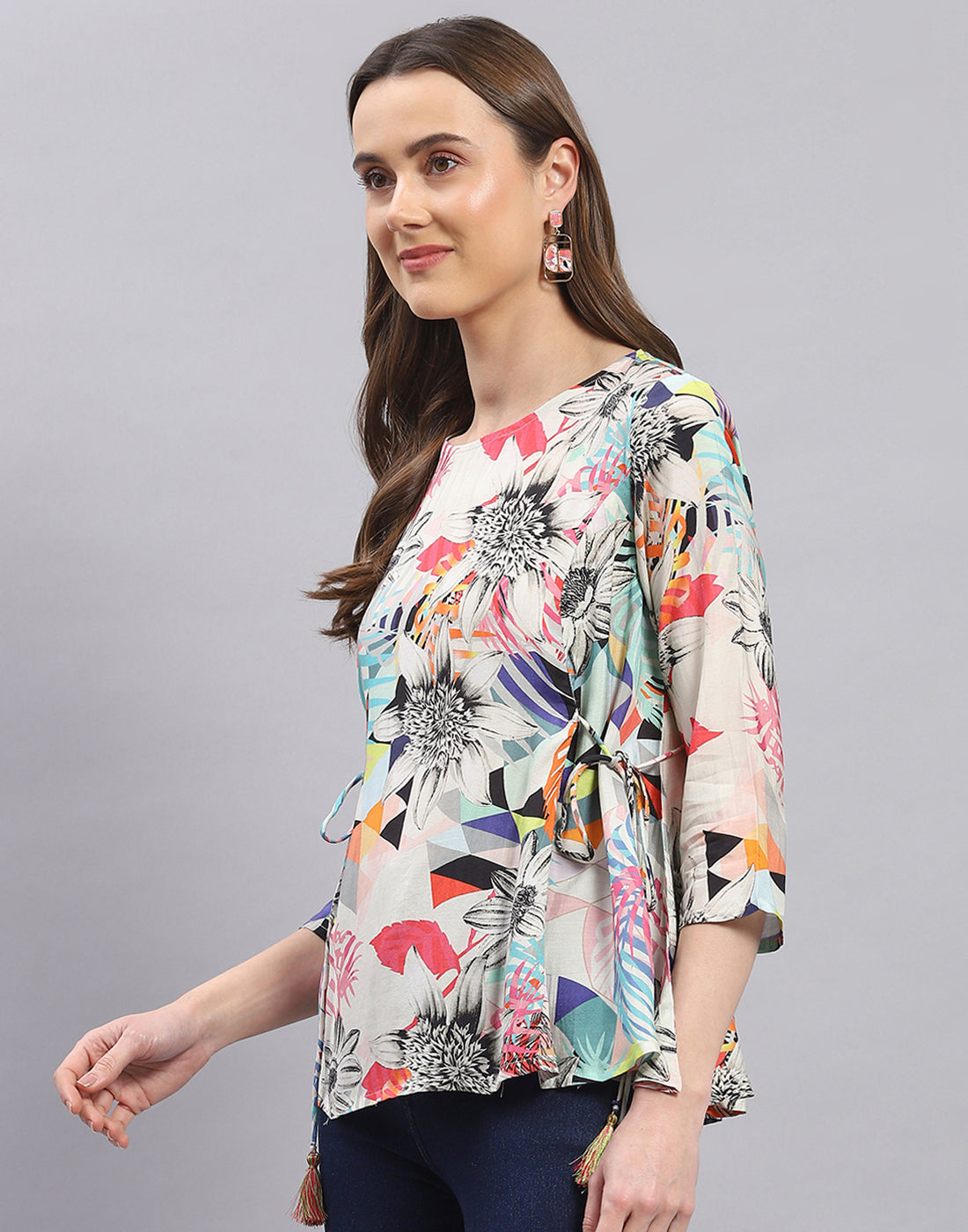 Women Off White Printed Boat Neck 3/4 Sleeve Top