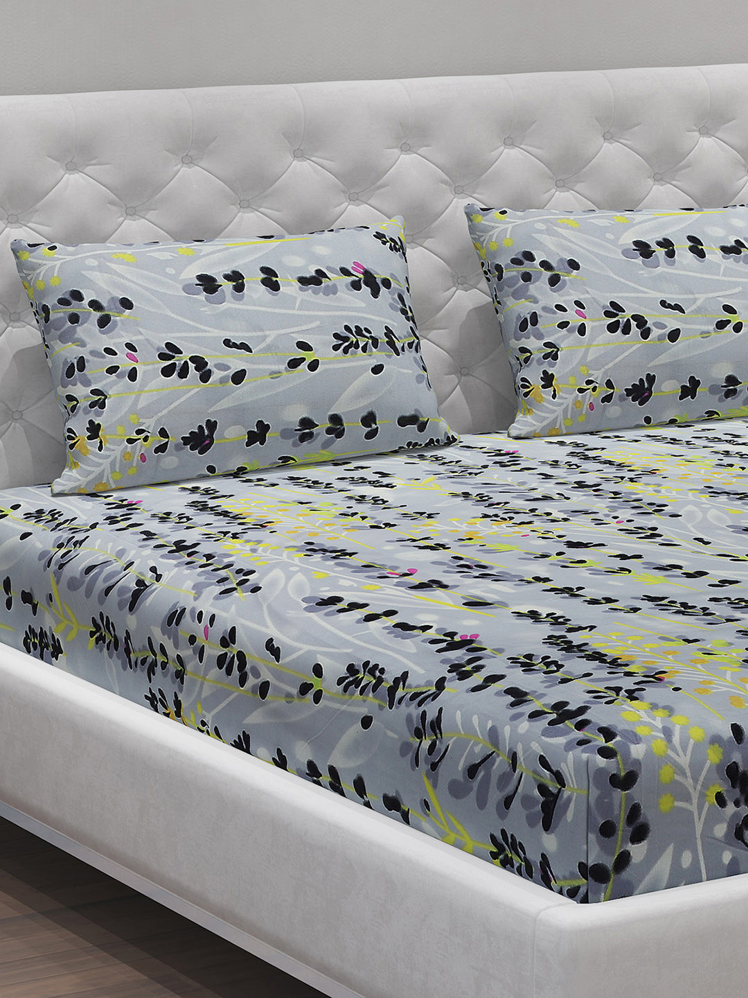 MOCA by Monte Carlo 120 GSM Microfibre Double Bedsheet with 2 Pillow Covers