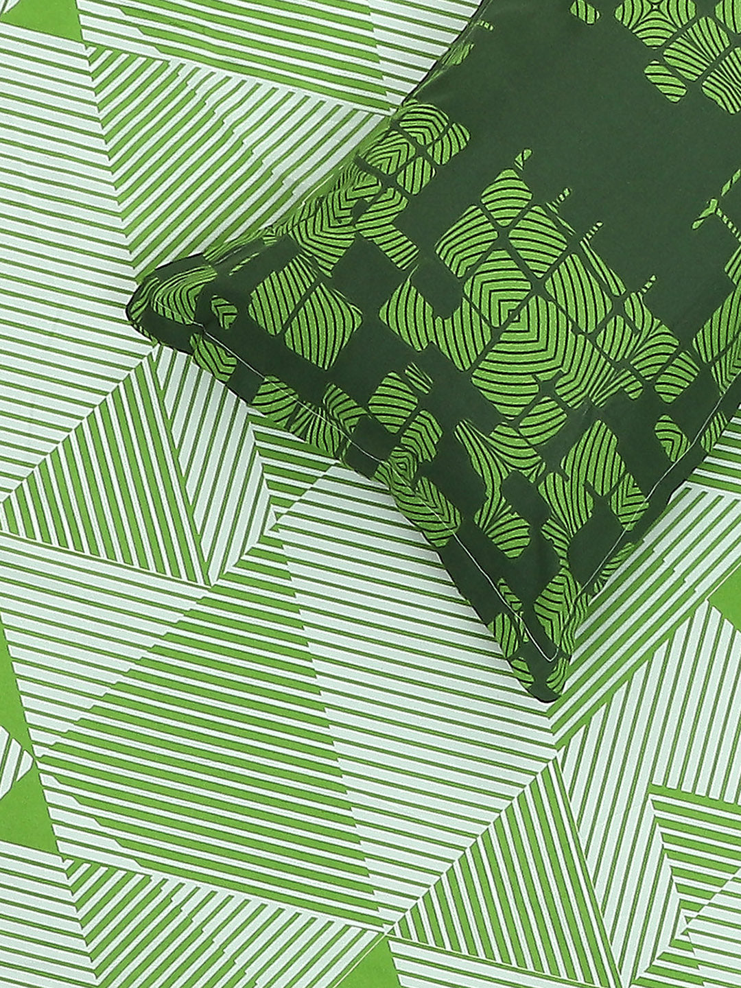 MOCA by Monte Carlo 104 TC Cotton Double Bedsheet with 2 Pillow Covers