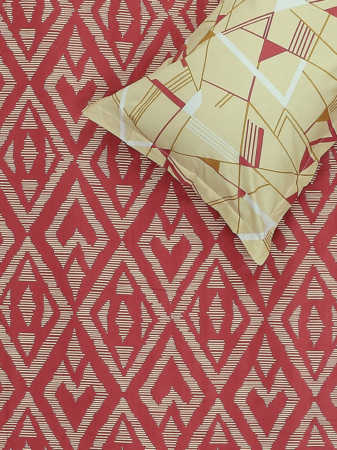 MOCA by Monte Carlo 144 TC Cotton King Bedsheet with 2 Pillow Covers