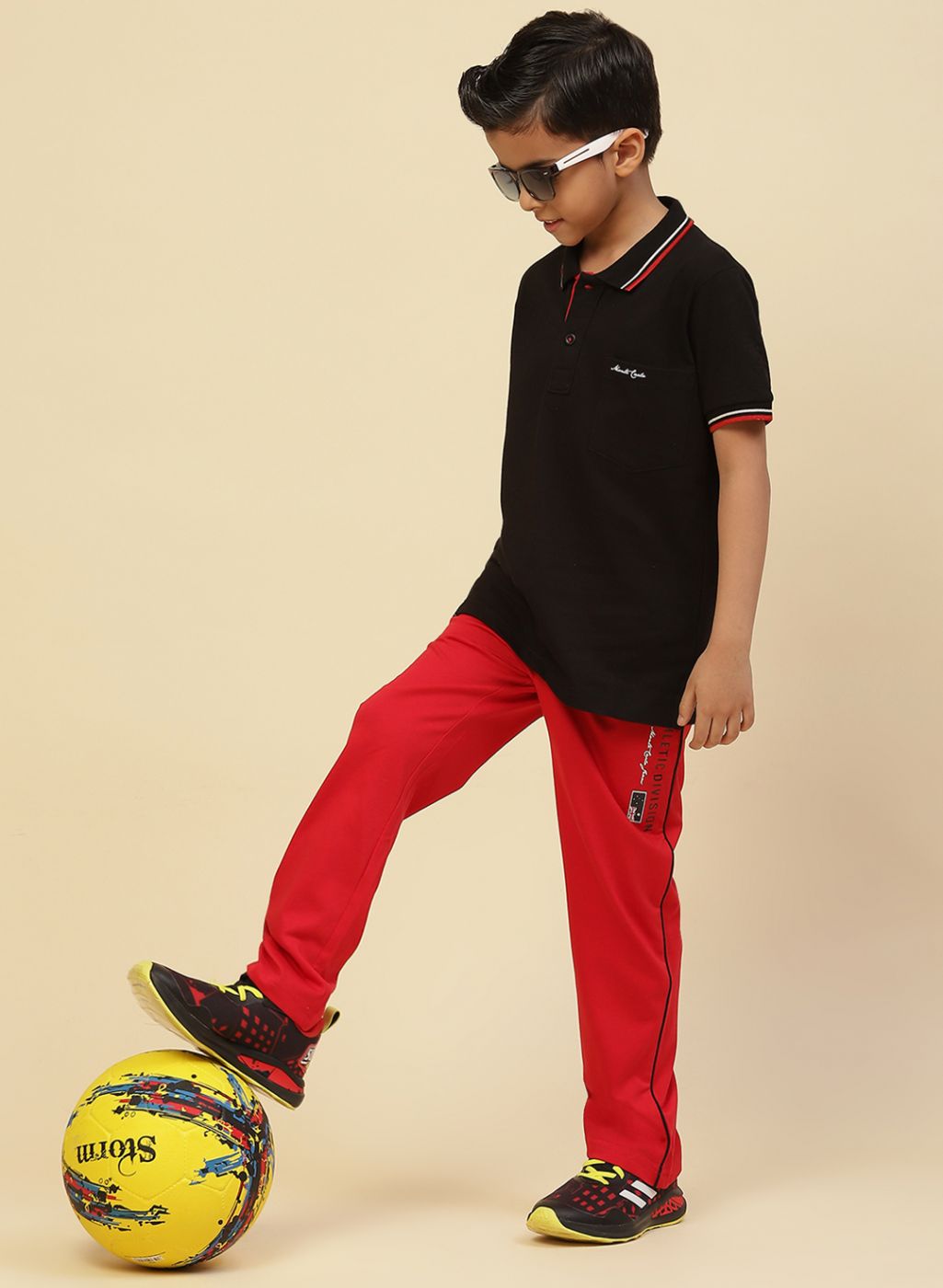 Boys Red Regular Fit Lower