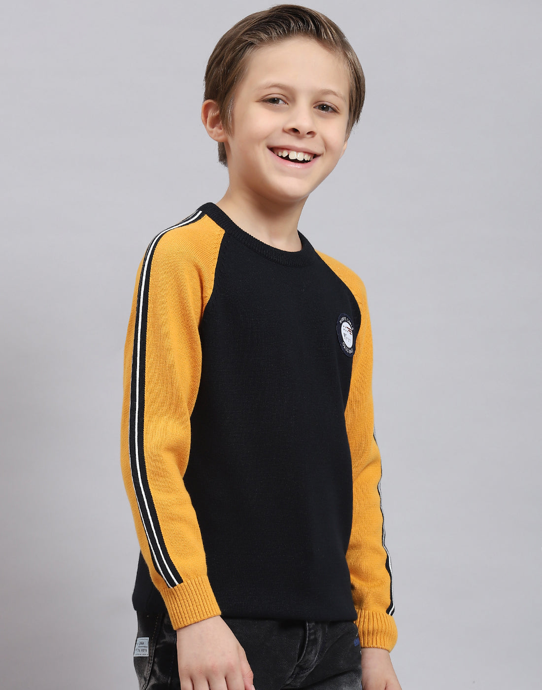 Boys Navy Blue Solid Round Neck Full Sleeve Sweater