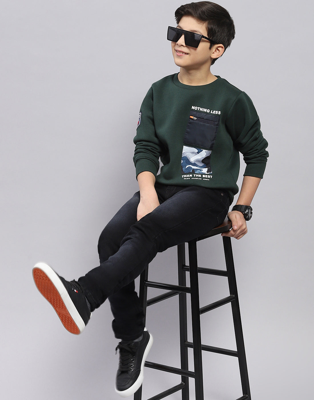 Boys Olive Printed Round Neck Full Sleeve Sweatshirt