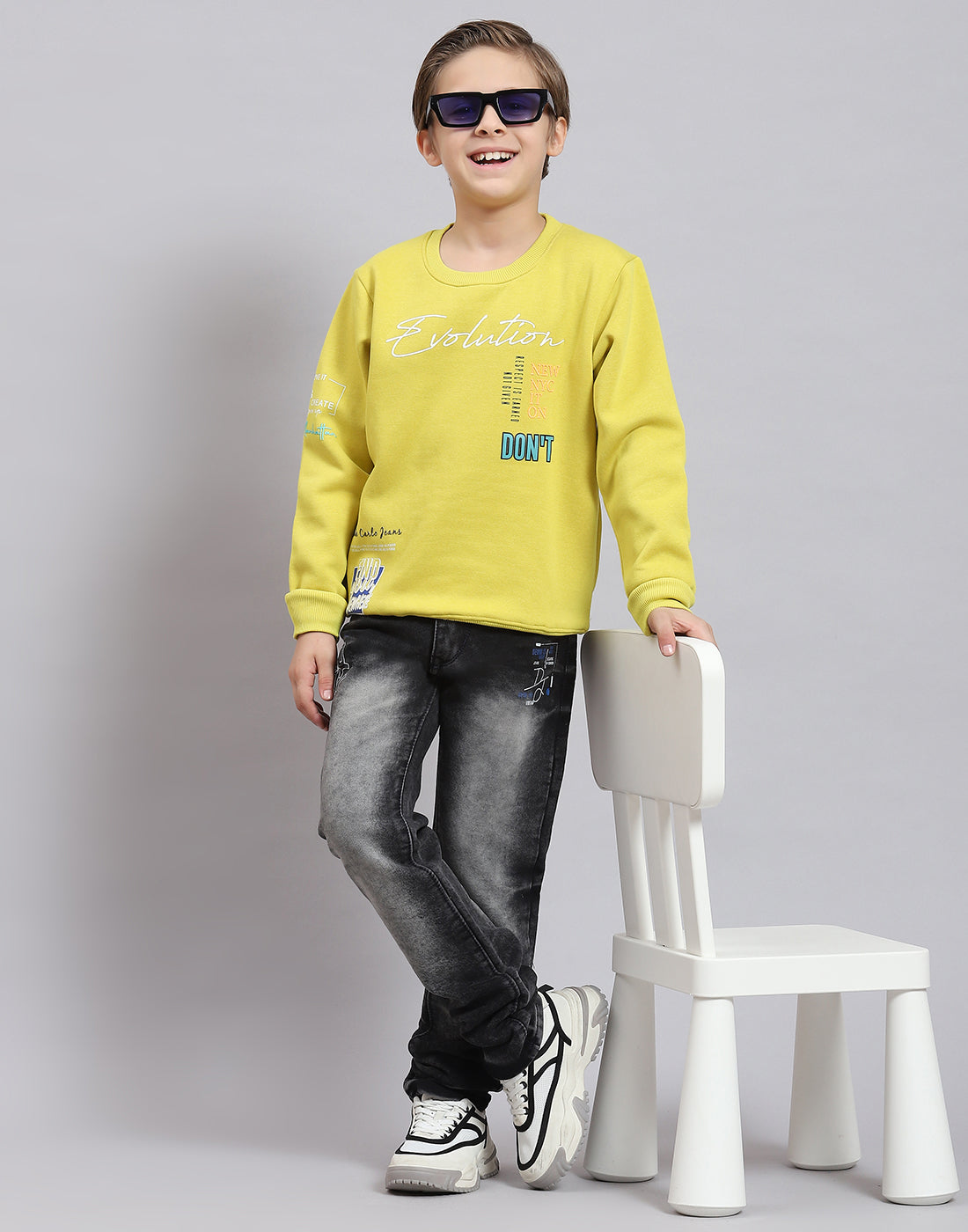Boys Yellow Printed Round Neck Full Sleeve Sweatshirt
