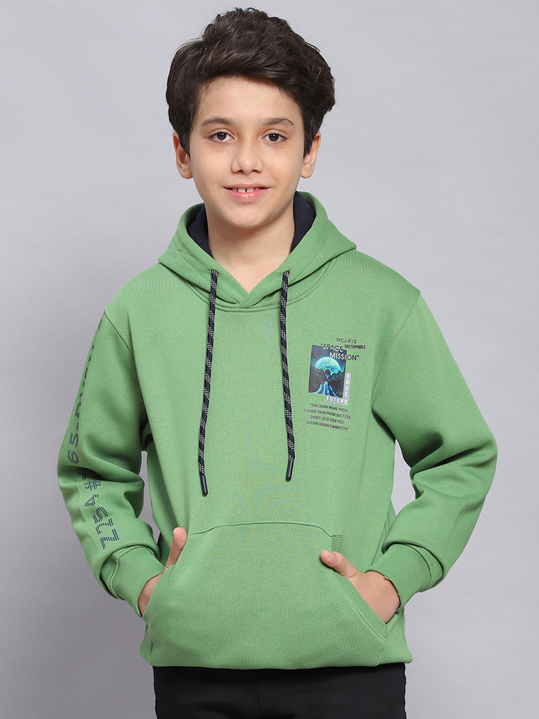 Boys Green Printed Hooded Full Sleeve Sweatshirt