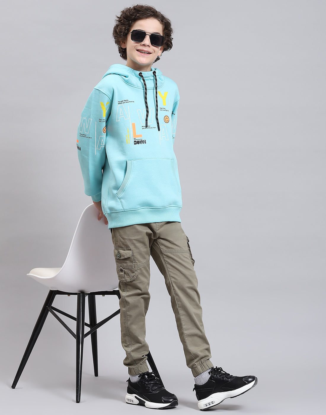 Boys Aqua Blue Printed Round Neck Full Sleeve Sweatshirt